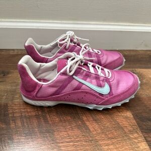 Nike Jana women’s shoes size 6 US training track pink